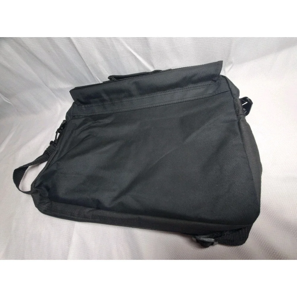 Leeds MDP Logo Travel Messenger‎ Black Travel Bag